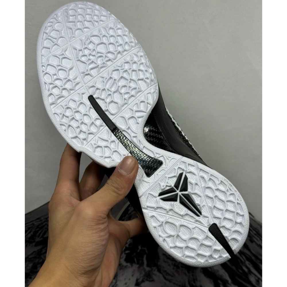 滅世純原 Kobe 6 Mambacita Gigi 黑白天使 籃球鞋 实战鞋 男鞋CW2190-002-細節圖8