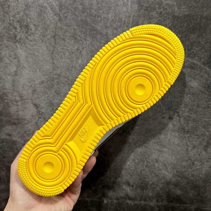 【顶级定制】Kobe Bryant Air Force 1 Low AF1 空军 休闲鞋 运动鞋 男鞋 波鞋 白黄紫-細節圖5