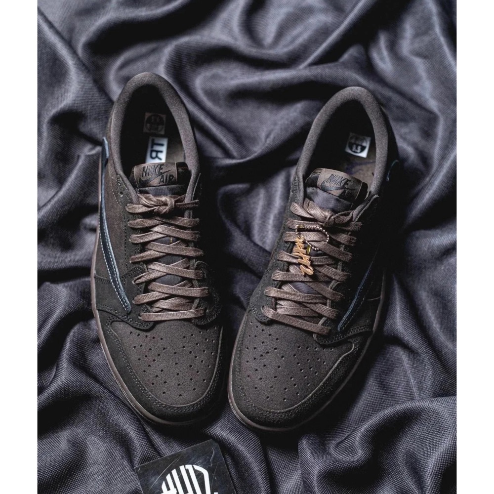 H12純原 Travis Scott x Air Jordan 1 Low Velvet Brown 丝绒摩卡 黑棕色-細節圖2