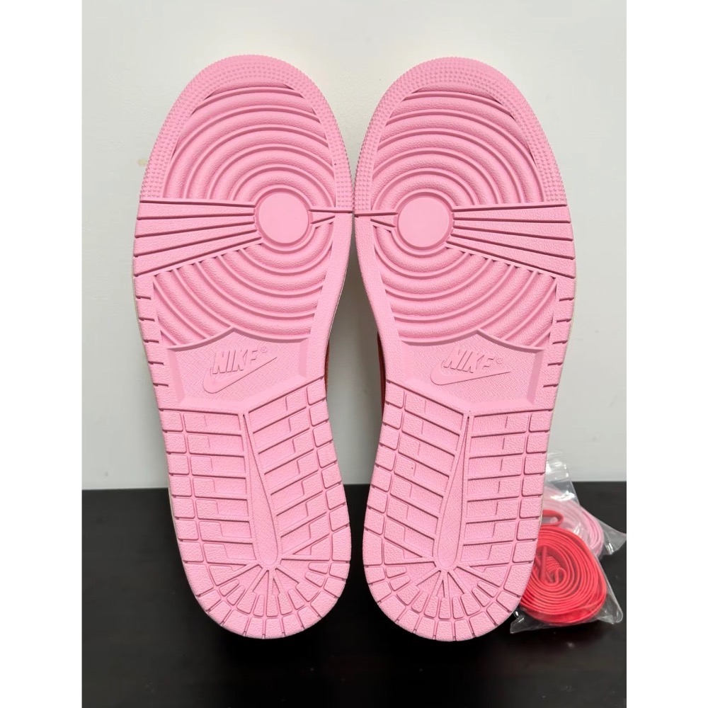 Travis Scott x Air Jordan 1 Low 粉倒钩 Tropical Pink 联名 粉倒钩-細節圖6