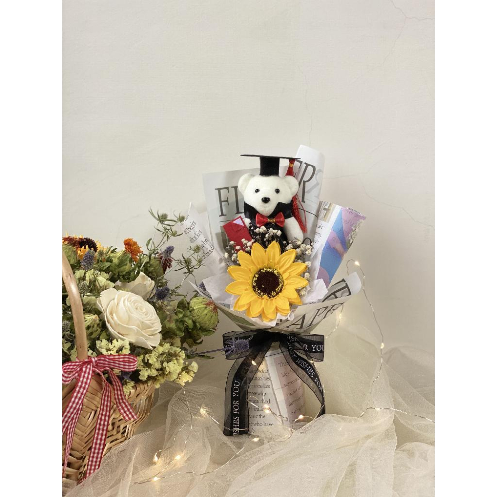 ( 台灣現貨 )向日葵 花束 畢業花束  捧花 情人節 母親節 閨密 同學 女友 生日 畢業 交換 禮物 畢業禮物-細節圖4