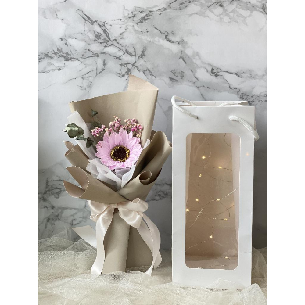 ( 台灣現貨 )向日葵 花束 畢業花束  捧花 情人節 母親節 閨密 同學 女友 生日 畢業 交換 禮物 畢業禮物-細節圖9