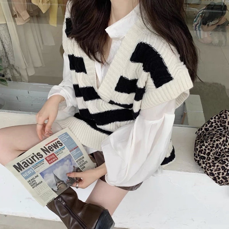 現貨❤️CHUMI 韓版黑白條紋V領針織背心-細節圖2