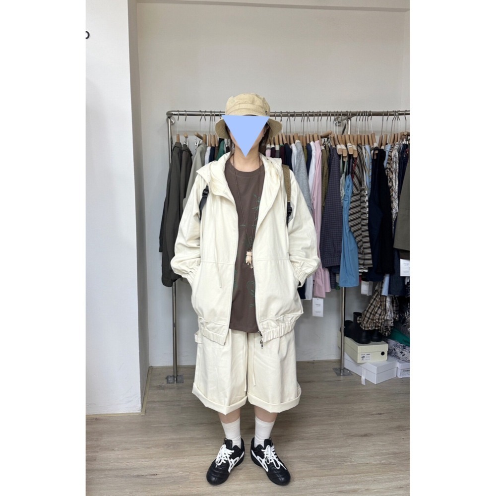 預計9月中旬或10月初到貨~連帽外套+鬆緊7分休閒褲-細節圖3