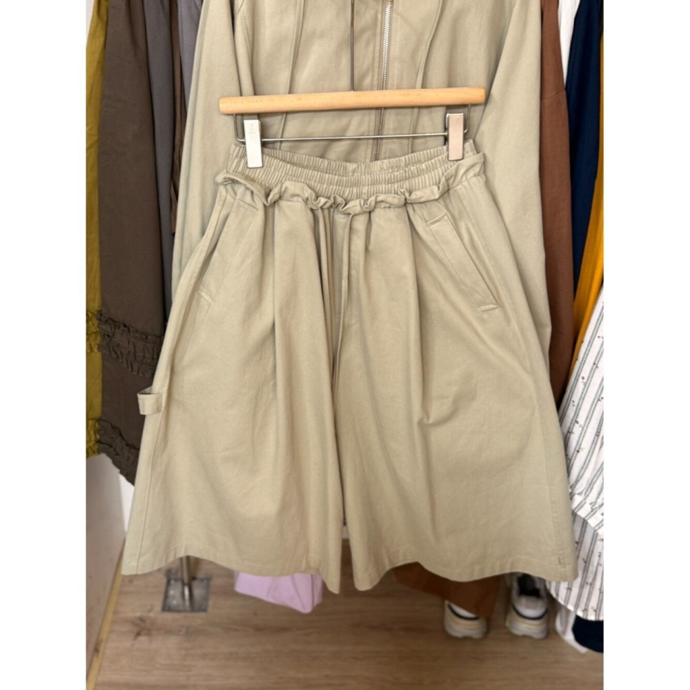 預計9月中旬或10月初到貨~連帽外套+鬆緊7分休閒褲-細節圖6