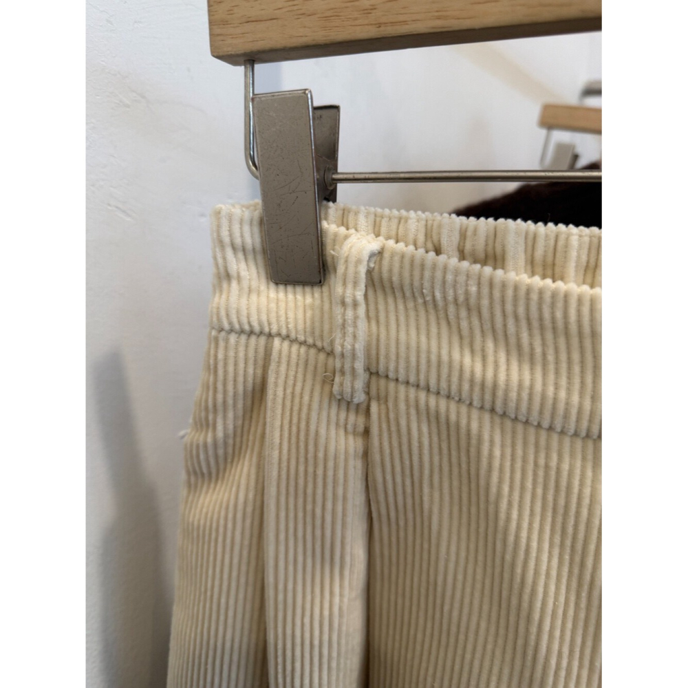 9月銜接秋天的日常~入秋必備7分休閒褲-細節圖4