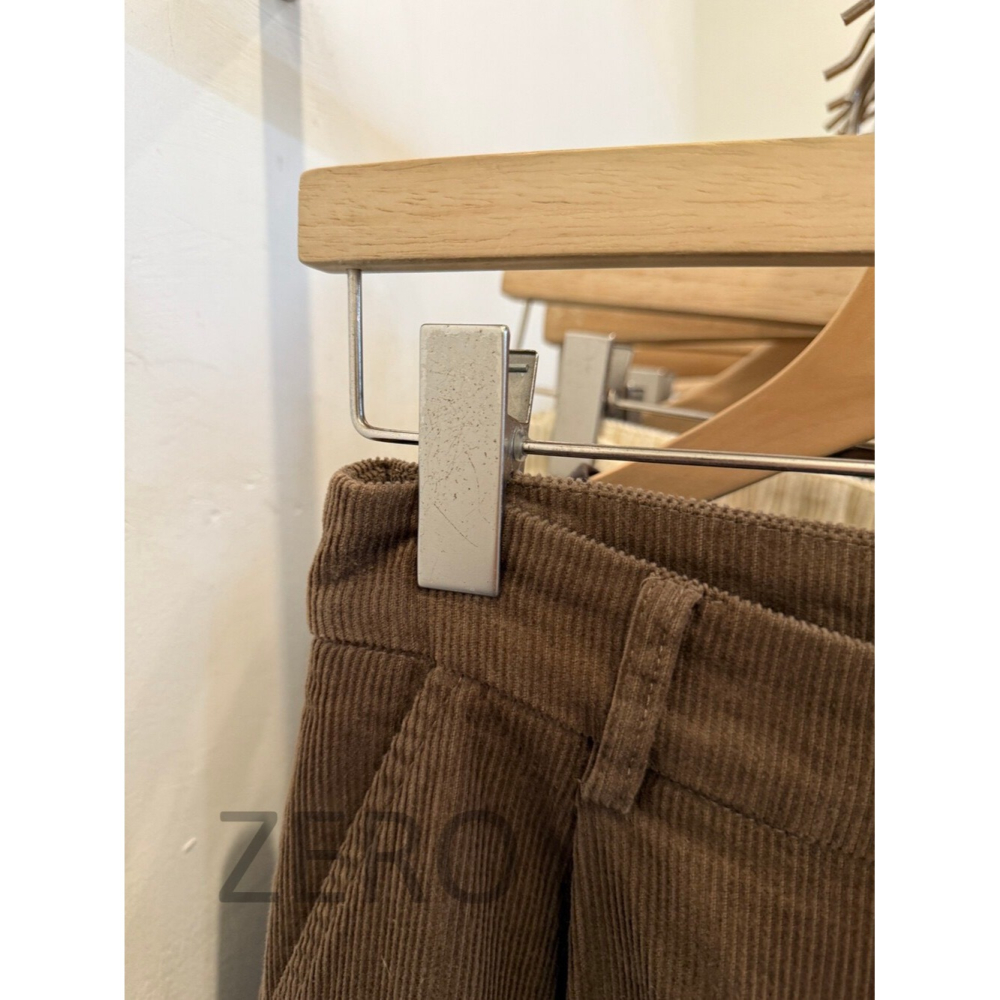 進入10月了，接下來的天氣🍂今年秋冬的必要元素燈心絨休閒褲-細節圖4