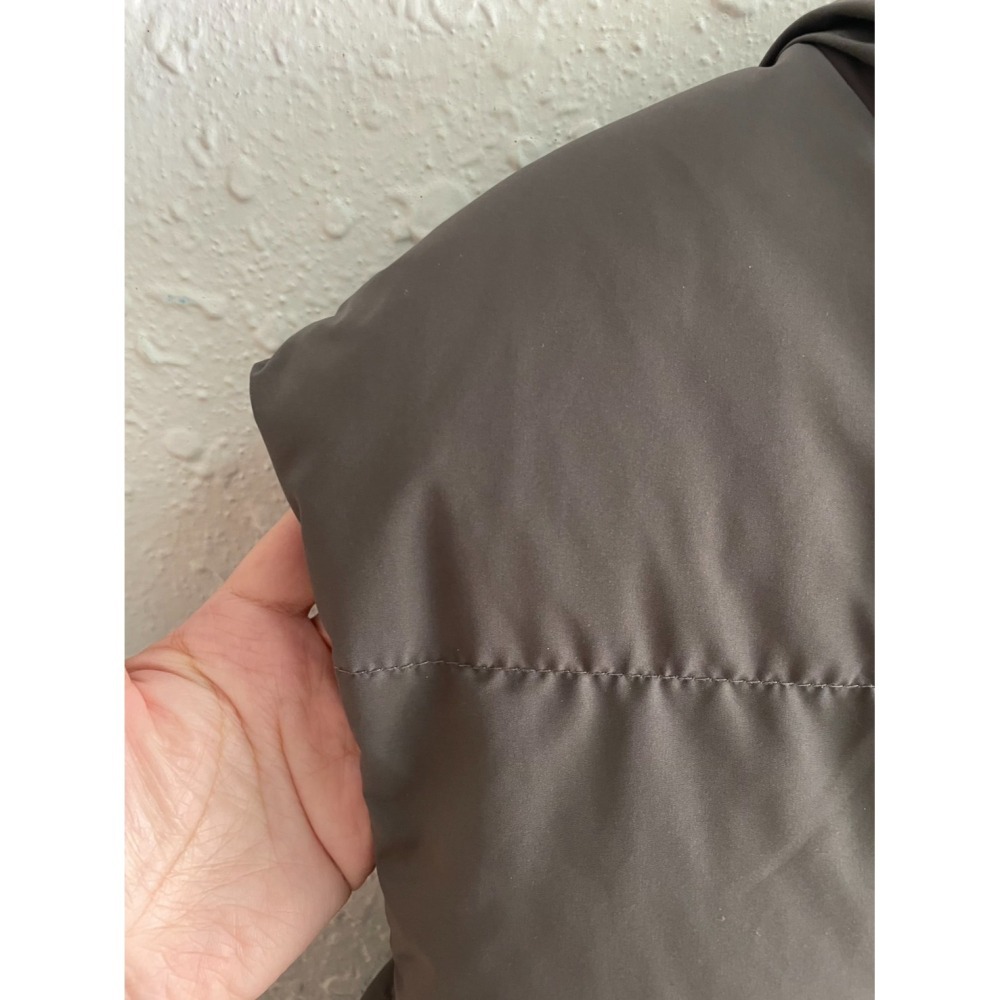 11月沉浸在這個令人愉快的涼意🍂超輕 ! 立領鋪棉背心連帽外套-細節圖5