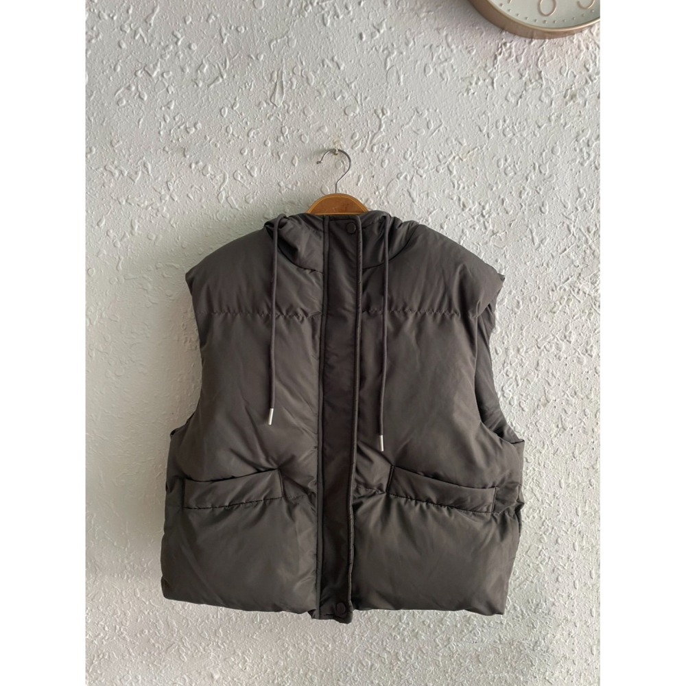 11月沉浸在這個令人愉快的涼意🍂超輕 ! 立領鋪棉背心連帽外套-細節圖6