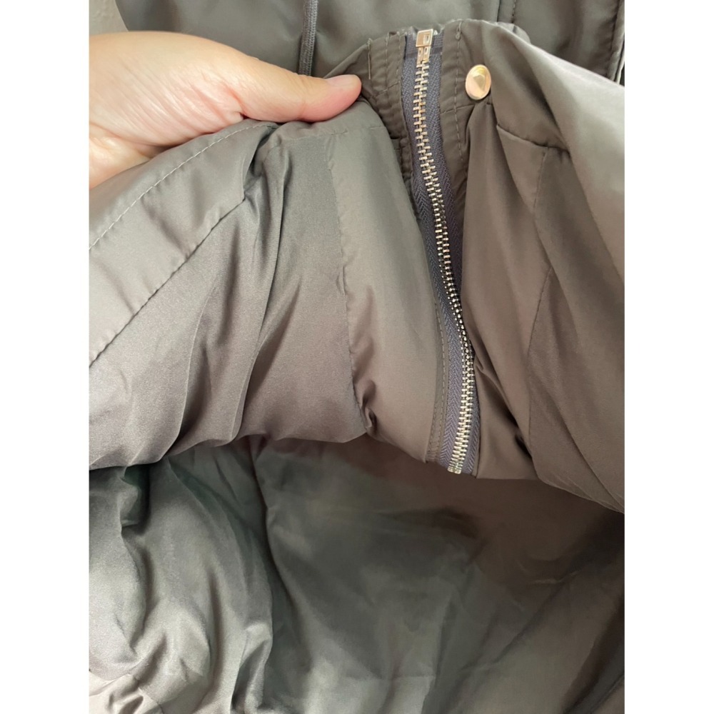 11月沉浸在這個令人愉快的涼意🍂超輕 ! 立領鋪棉背心連帽外套-細節圖8