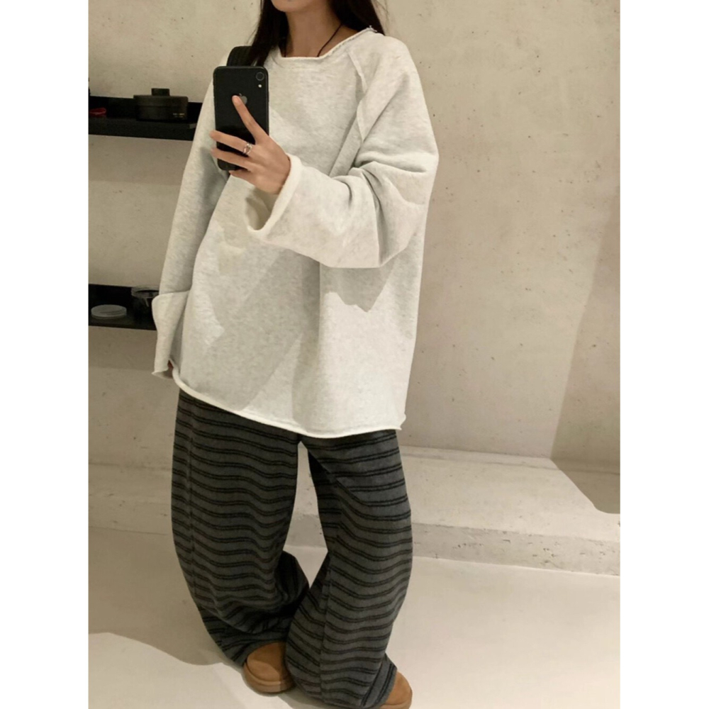 12月零動腦的穿搭公式~陷入選色障礙的時候捲邊寬鬆長tee-細節圖7