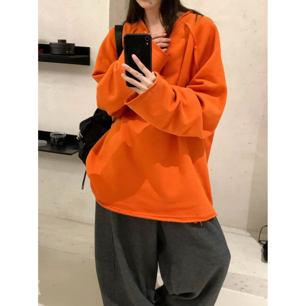 12月零動腦的穿搭公式~陷入選色障礙的時候捲邊寬鬆長tee-細節圖8