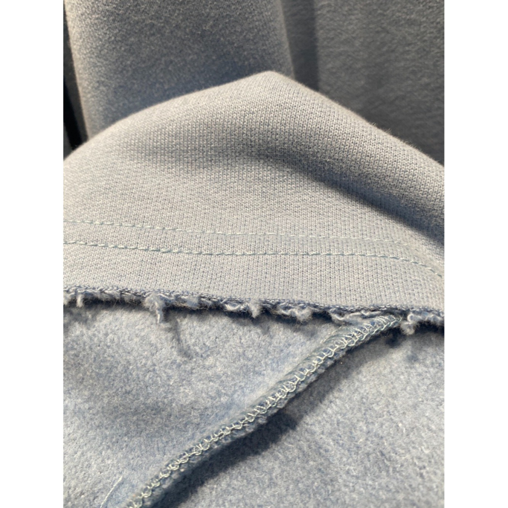 12月零動腦的穿搭公式~陷入選色障礙的時候捲邊寬鬆長tee-細節圖9