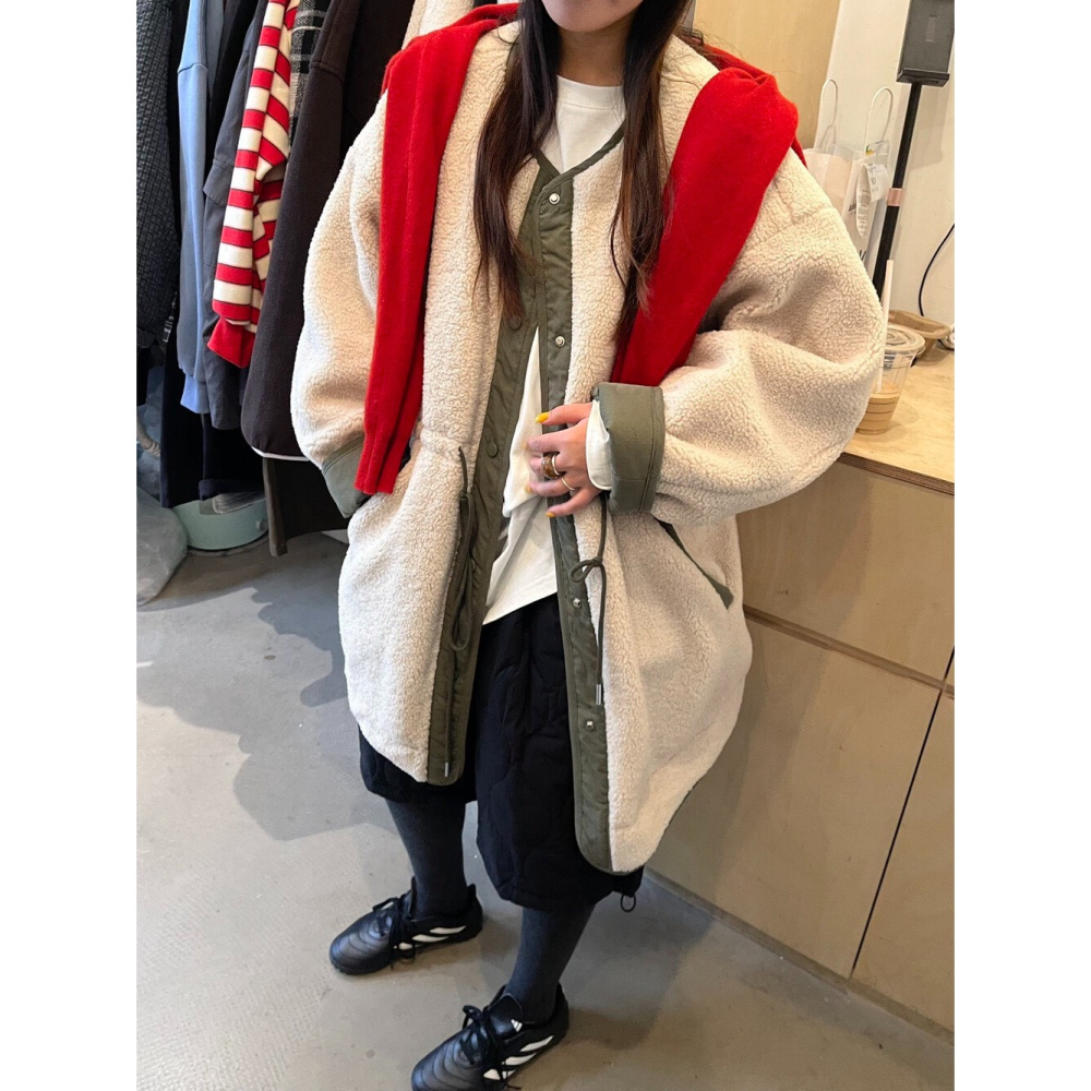 12月零動腦的穿搭公式~時髦雙面2穿寶款收腰休閒外套-細節圖4