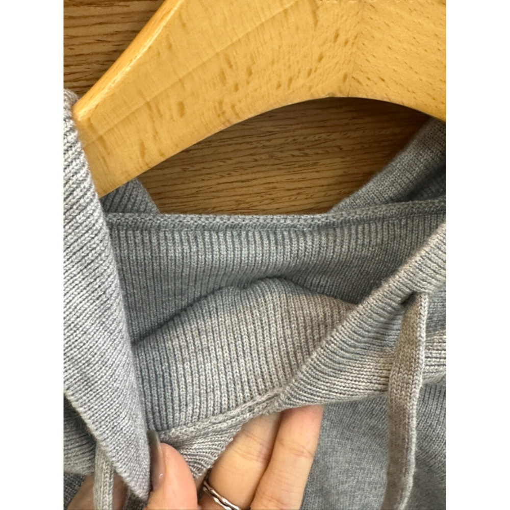 12月零動腦的穿搭公式~舒服輕鬆好穿破邊連帽tee-細節圖7