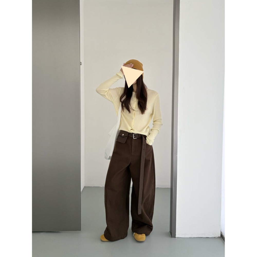 12月零動腦的穿搭公式~復古鬆弛感彎刀休閒褲(配格紋腰帶腰包)-細節圖2