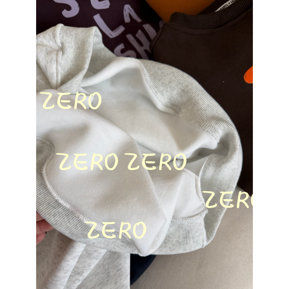 12月零動腦的穿搭公式~絕對保暖絕對喜歡字母印花長tee配披肩-細節圖5