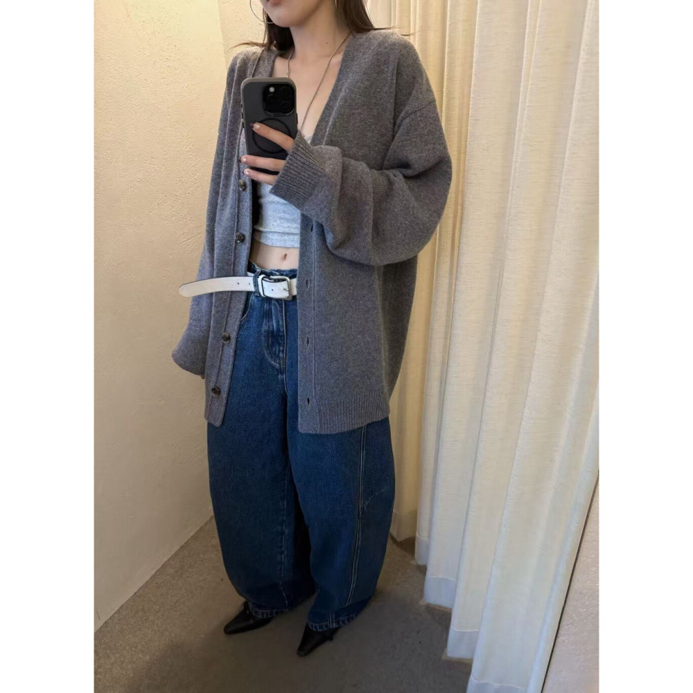 12月零動腦的穿搭公式~太帥毫不費力穿搭彎刀牛仔褲-細節圖2