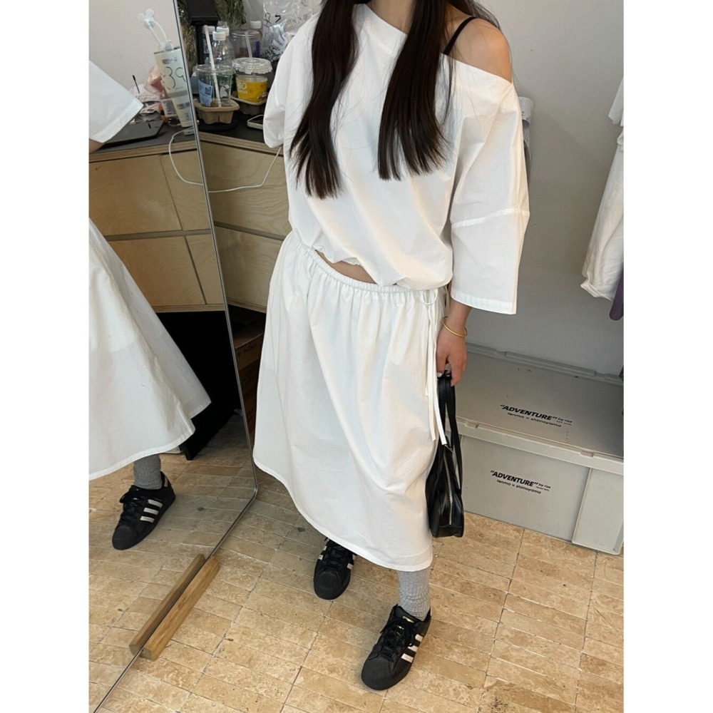 3月早春~短版斜領小衫+高腰休閒傘裙-細節圖2