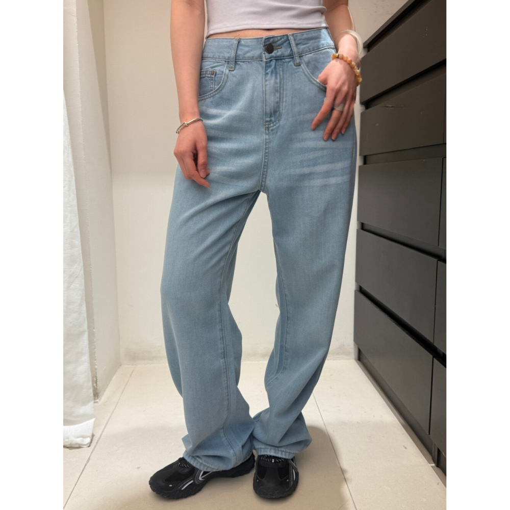 4月遲早要迎接暖春盛夏~穿起來很好看的那種直筒牛仔褲-細節圖3