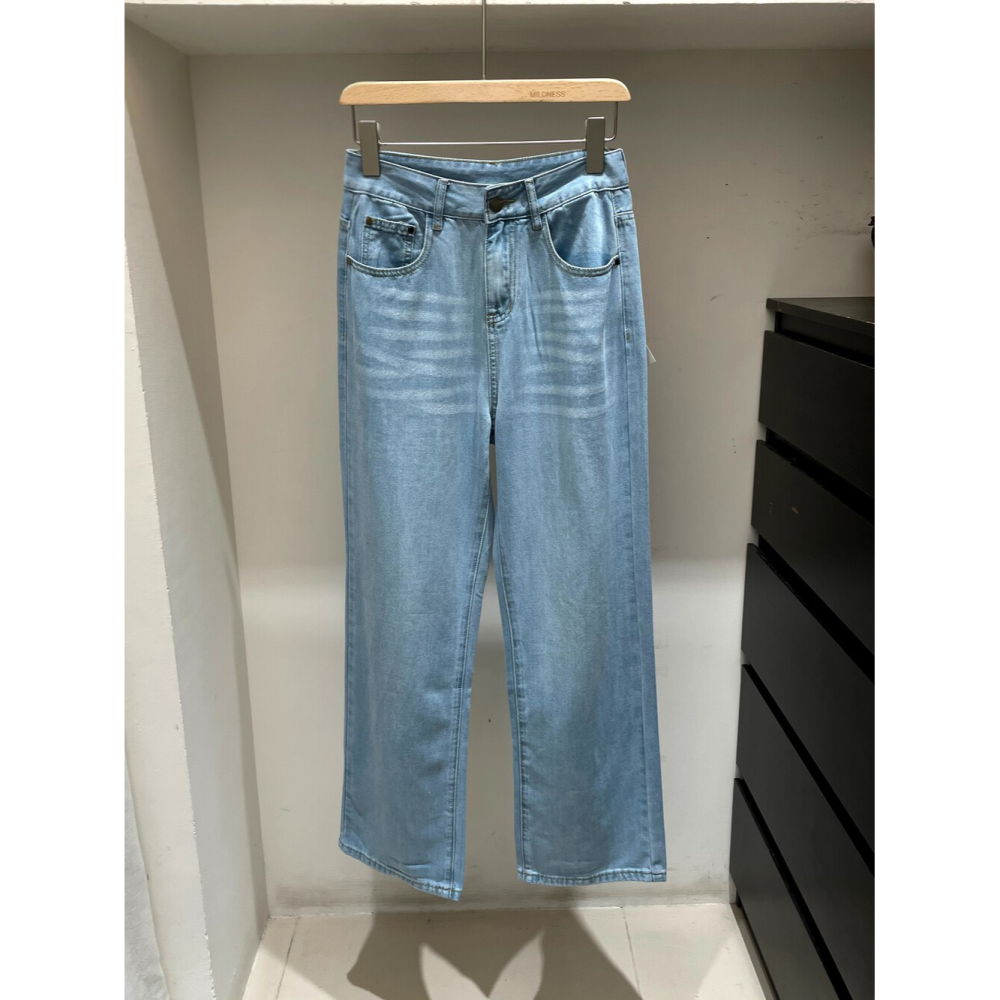 4月遲早要迎接暖春盛夏~穿起來很好看的那種直筒牛仔褲-細節圖6