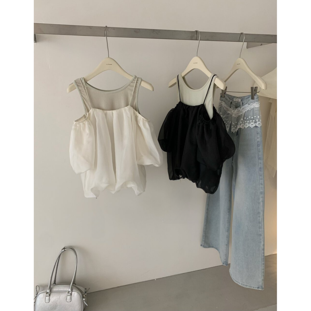 4月遲早要迎接暖春盛夏~鎖骨狙擊甜美花苞吊帶小衫+針織背心-細節圖9