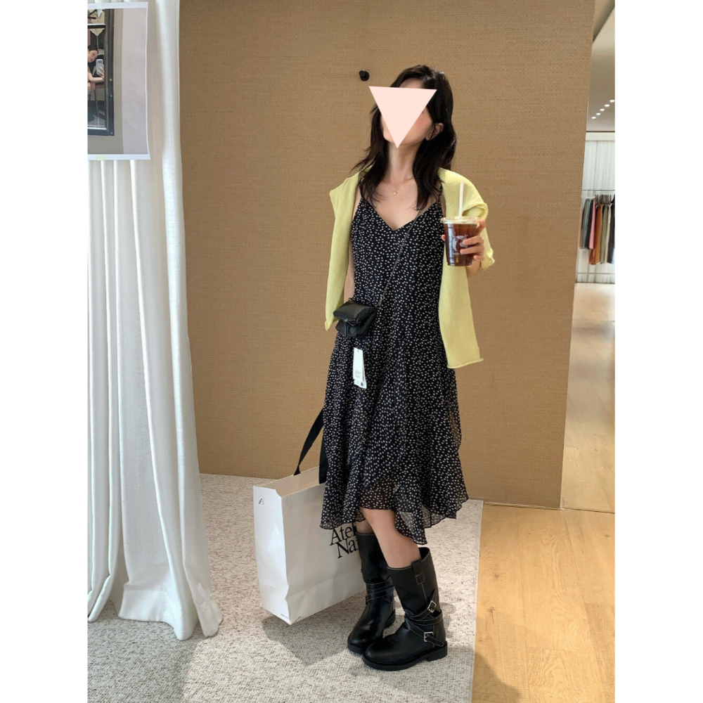 4月遲早要迎接暖春盛夏~氛圍感拉滿疊川單穿都巨美不規則荷葉邊碎花裙-細節圖3