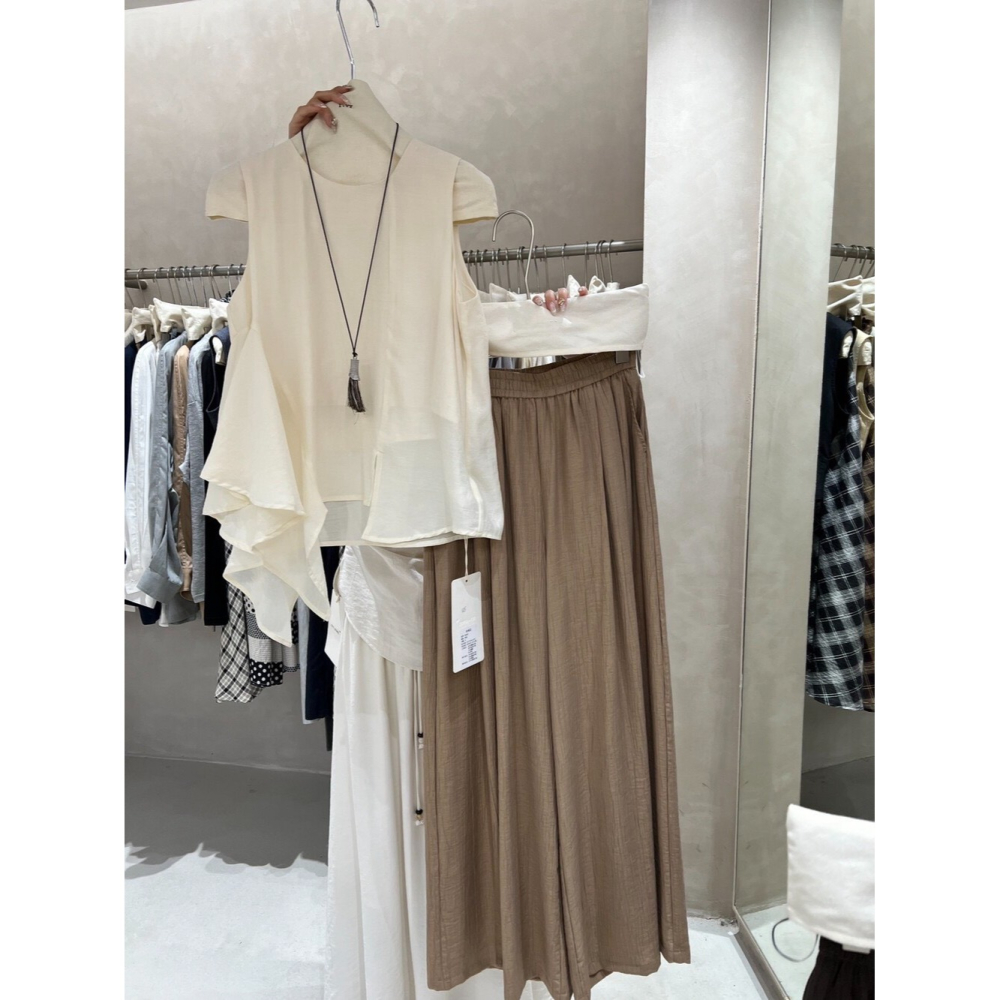 4月遲早要迎接暖春盛夏~不規則無袖小衫+高腰寬闊休閒褲-細節圖7