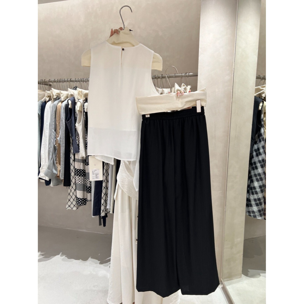 4月遲早要迎接暖春盛夏~不規則無袖小衫+高腰寬闊休閒褲-細節圖10