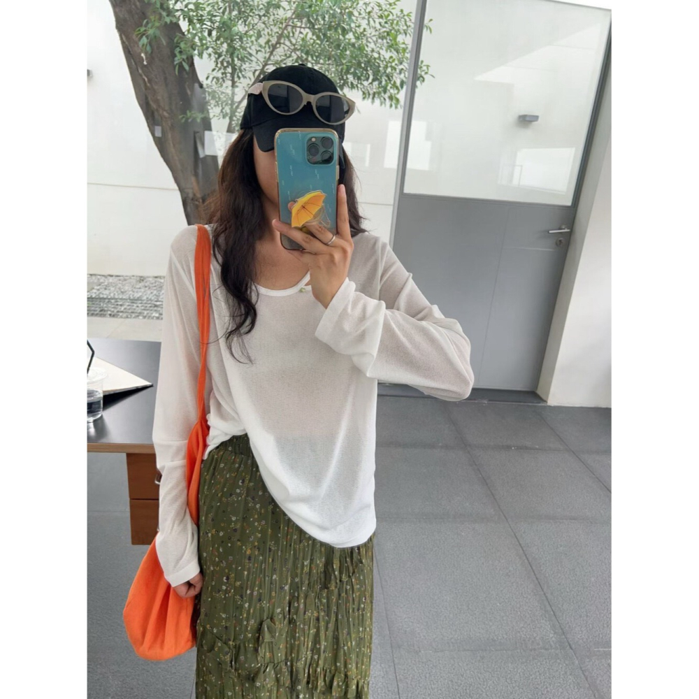 6月~夏天不想天天穿一成不變的素 T，這件套上去就很有造型感 簡約長T-細節圖4