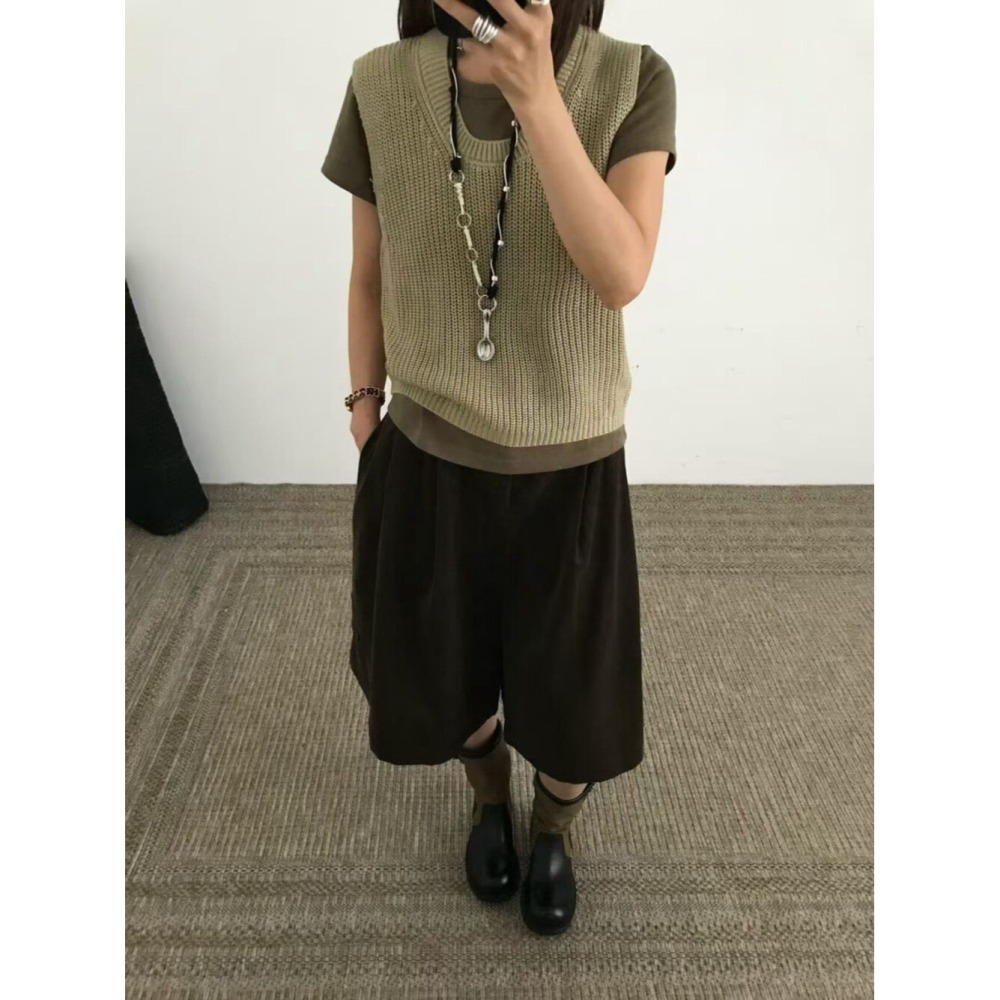 8月~巨多色入  每一色都值得包 短T+粗針針織背心 兩件套 套裝-細節圖2