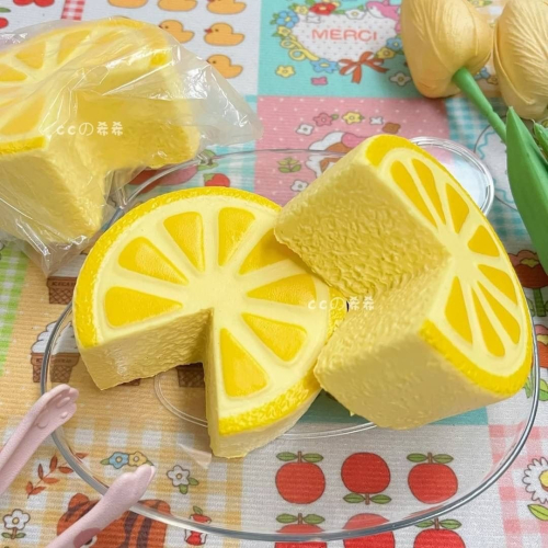 【現貨】檸檬小蛋糕🍋慢回彈 軟軟 squishy