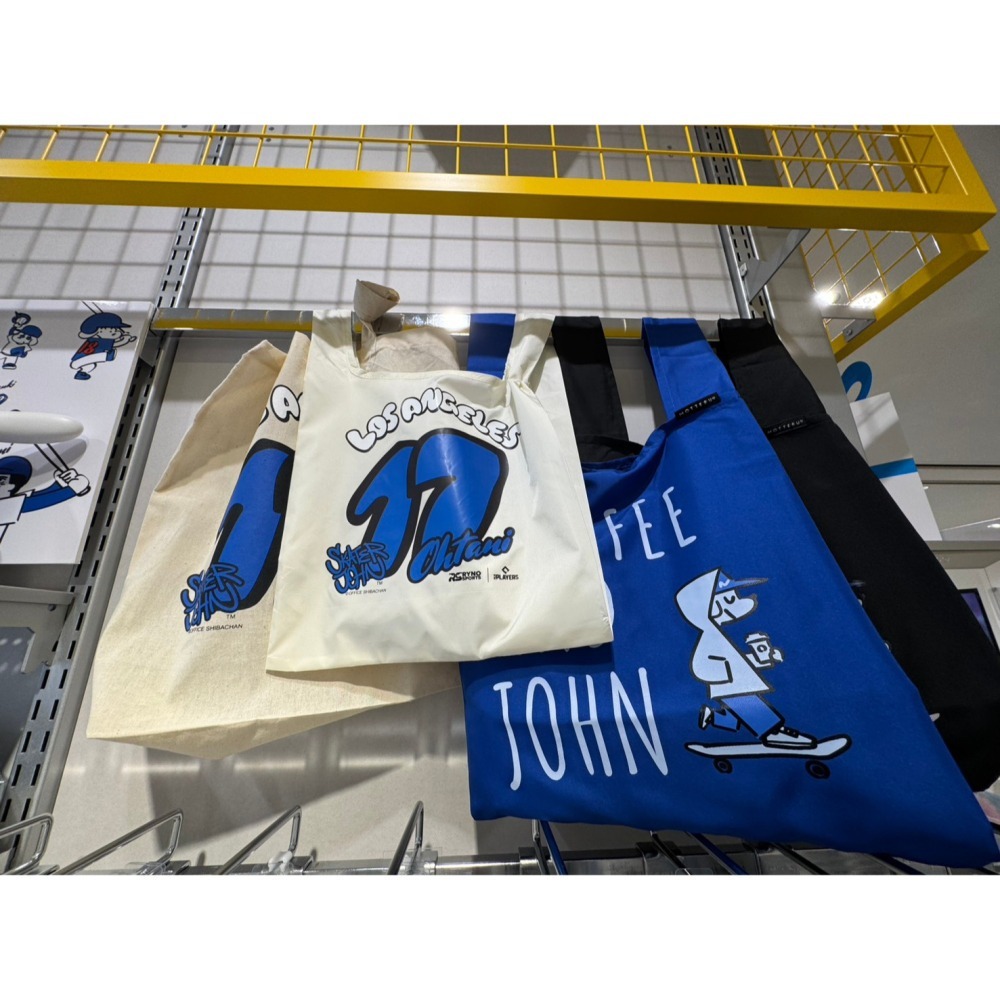 【肥九郎現貨】MLBxSkater JOHN 聯名限量周邊T恤 吊飾 帽T 洛杉磯道奇 芝加哥小熊 大谷翔平 山本由伸-細節圖6