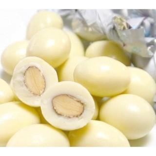 【現貨】日本 北海道白色杏仁巧克力 220g 杏仁白色巧克力 杏仁白巧克力-細節圖2