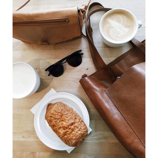 The Medium Transport Tote 皮製包-細節圖3