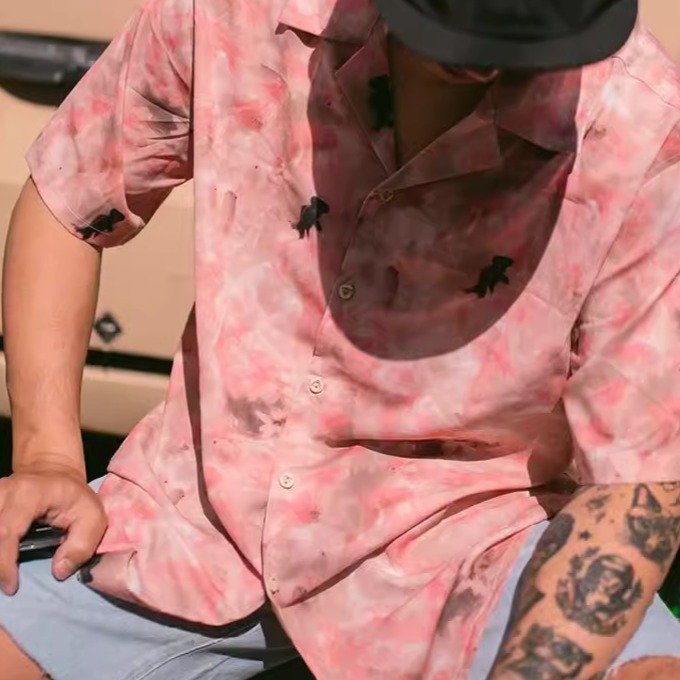 EL CAPITAL 花瓣花紋滿版短袖襯衫 滿版印花 花襯衫 復古 潮流 街頭 音樂祭穿搭 菁英資本-細節圖2