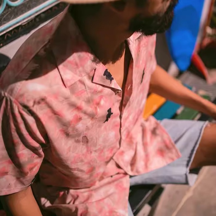 EL CAPITAL 花瓣花紋滿版短袖襯衫 滿版印花 花襯衫 復古 潮流 街頭 音樂祭穿搭 菁英資本-細節圖4