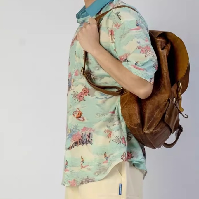 EL CAPITAL 淺藍熱帶圖案滿版花襯衫 短袖襯衫 滿版圖案 花襯衫 復古 度假風 街頭 潮流 音樂祭穿 菁英資本-細節圖2