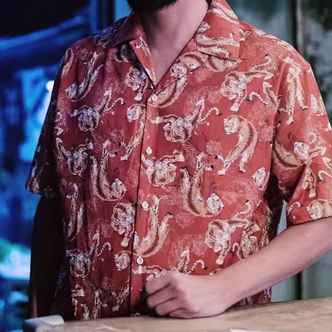 EL CAPITAL 虎虎生風滿版花紋短袖襯衫 花襯衫 滿版圖案 短袖襯衫 度假風 街頭 潮流 復古 菁英資本-細節圖5