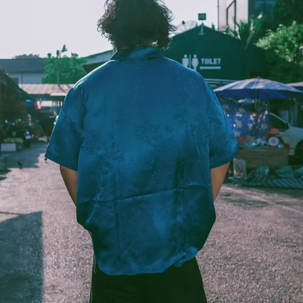 EL CAPITAL 藍色浮雕花紋短襯衫 短袖襯衫 花襯衫 復古 街頭 潮流 音樂祭穿搭 菁英資本-細節圖2