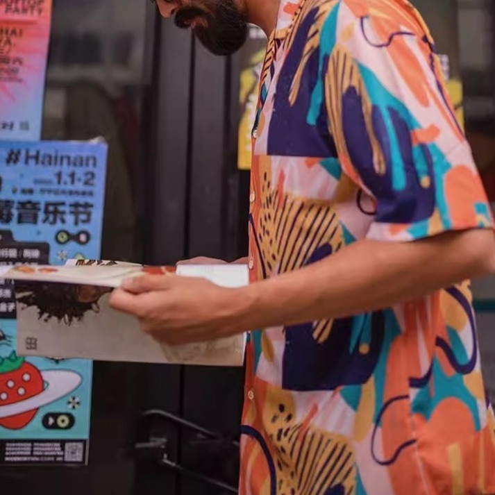 EL CAPITAL 鄉村抽象圖案滿版短袖襯衫 短袖襯衫 花襯衫 滿版圖案 寬鬆 度假風 音樂祭穿搭 街頭 菁英資本-細節圖2