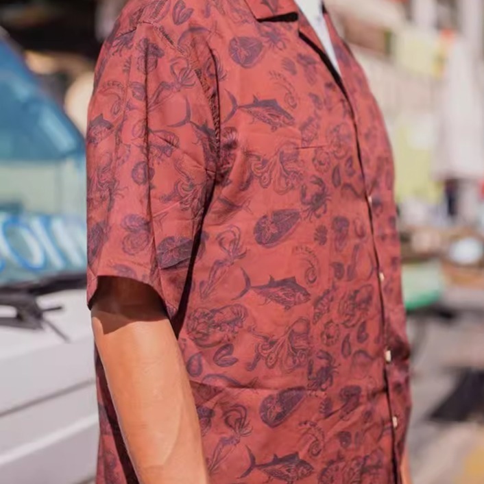 EL CAPITALＮ 酒紅色水族館短袖襯衫 滿版印花 短袖襯衫 花襯衫 海邊穿搭 度假風 街頭 潮流 菁英資本-細節圖4