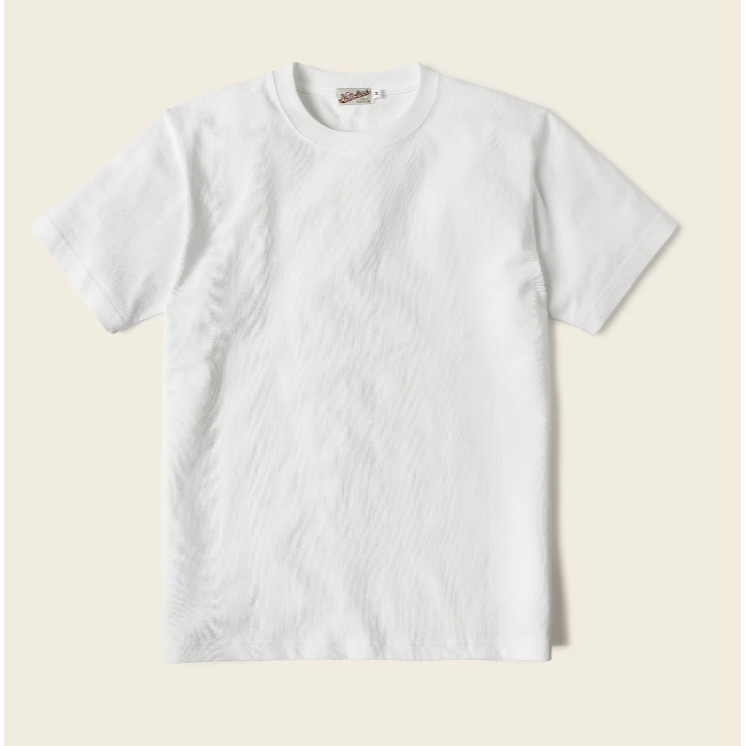 WHITE 白色