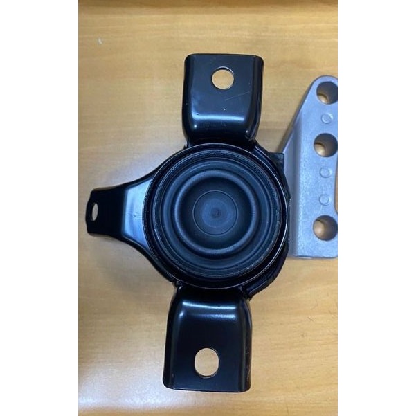 SUZUKI 鈴木全車系 SOLIO/SX4/SWIFT/VITARA/CARRY 全車引擎腳  請先私訊詢問報價再下單-細節圖2