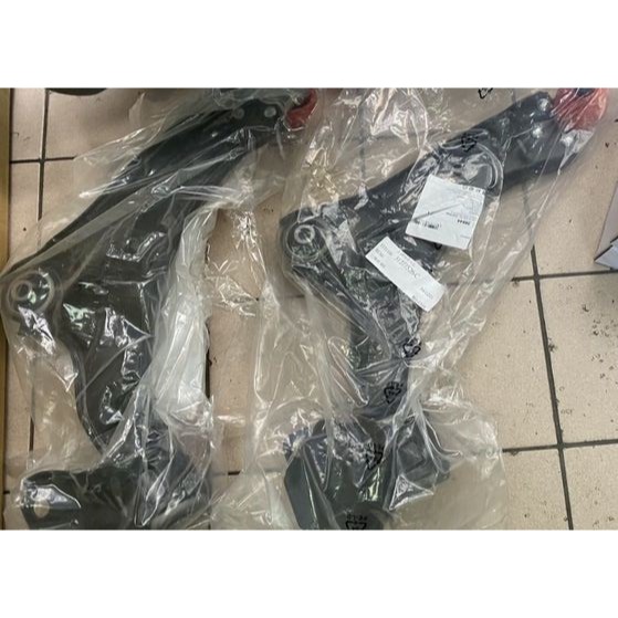 VOLVO富豪XC60 FEBI的三角架 惰桿 德國鳥和尚頭 其他車款都有 請先私訊詢問報價後再下單-細節圖2