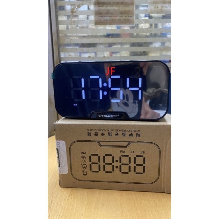 380元含運EARISE鏡面時鐘無線藍牙喇叭 重低音 高音質小音響 鬧鐘 免持通話 內置FM收音 請先私訊詢問報價再下單-細節圖2