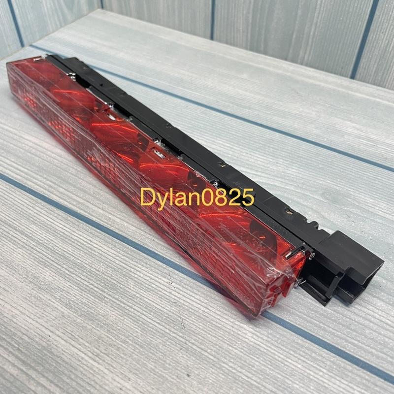 全新 實拍 現貨 副廠 Focus mk2 mk2.5 05~ 4門 4D 第三煞車燈 燈座 四門專用 煞車燈座-細節圖3