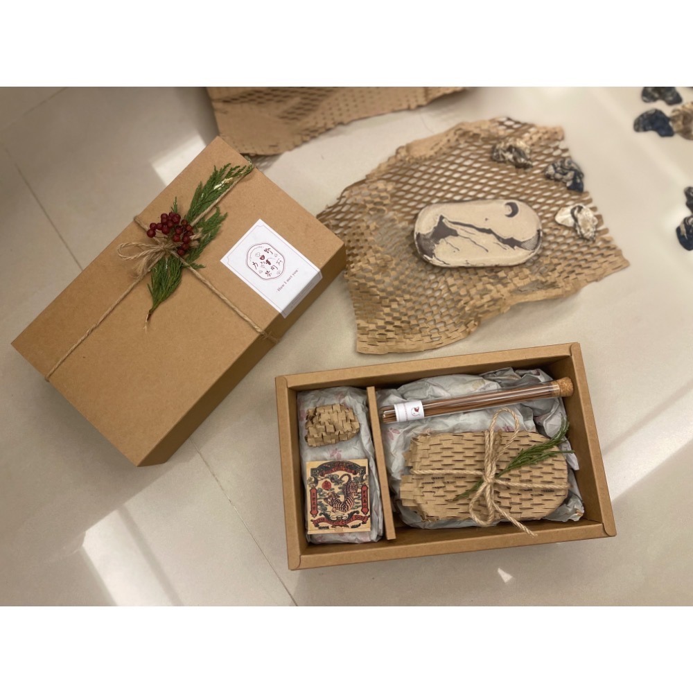 <<山河記｜A River Runs Through it 線香禮盒組>>-細節圖2