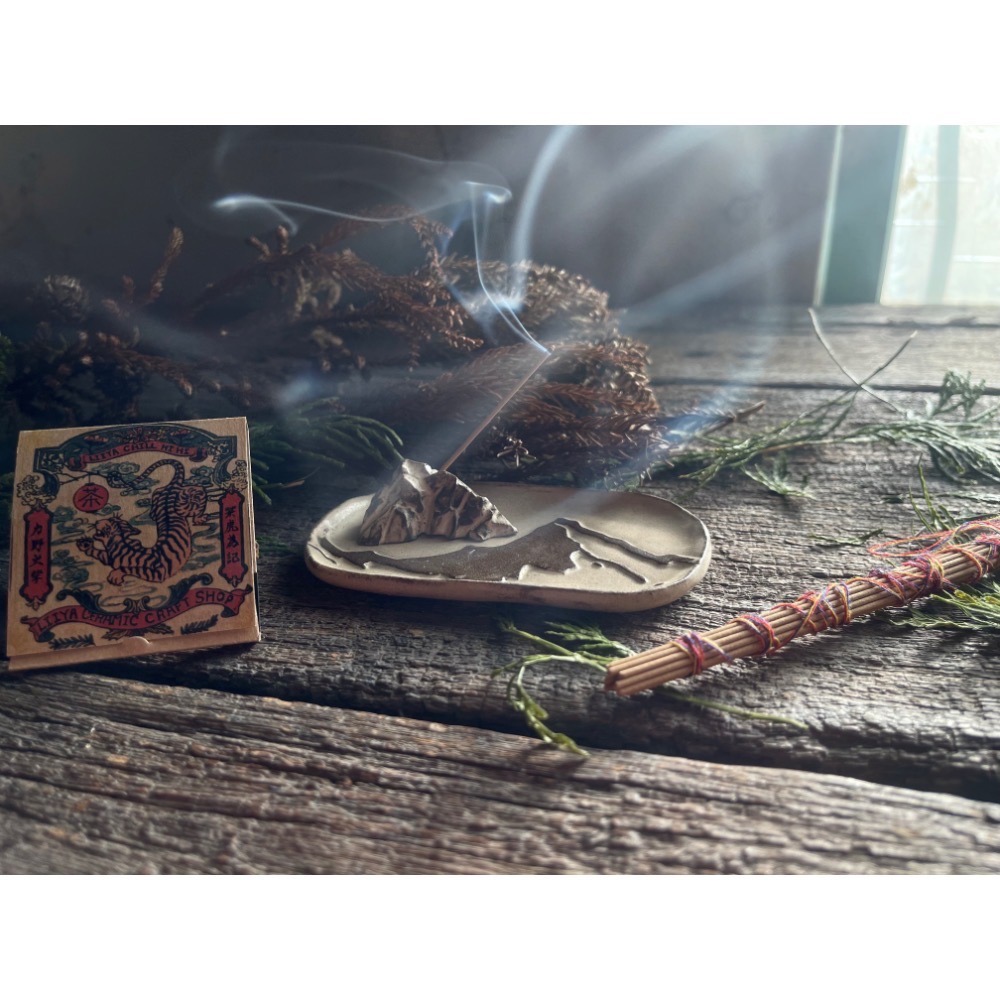 <<山河記｜A River Runs Through it 線香禮盒組>>-細節圖7