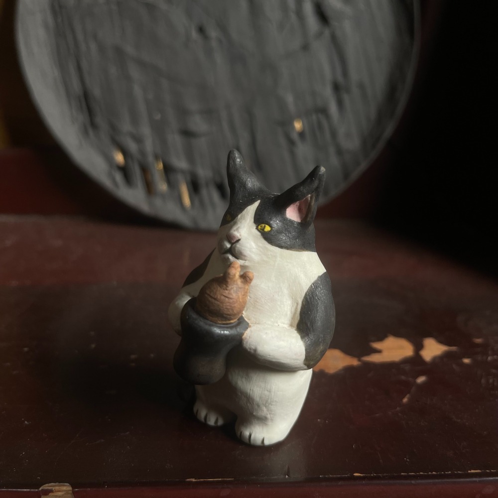 貓咪陶瓷雕塑-象牙宮-細節圖2